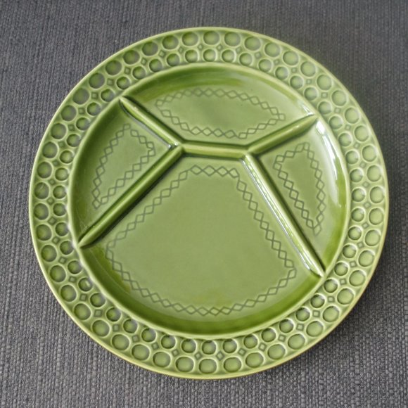 Green OB Japan Ceramic Plate - Picture 1 of 7